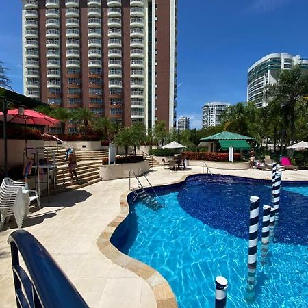 Barra Da Tijuca - 9 - Flat Premium Com Cozinha, Fogao Cooktop, Geladeira Grande, Smart Tv Grande, Lindo E Muitissimo Confortavel, Balsa Para A Praia Gratis E Estacionamento Gratuito Rio de Janeiro Extérieur photo