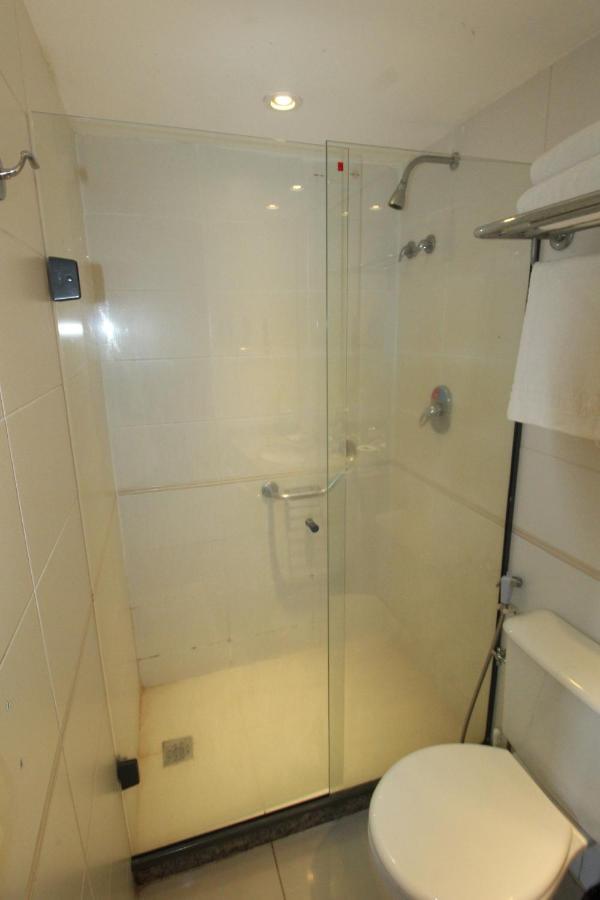 Barra Da Tijuca - 9 - Flat Premium Com Cozinha, Fogao Cooktop, Geladeira Grande, Smart Tv Grande, Lindo E Muitissimo Confortavel, Balsa Para A Praia Gratis E Estacionamento Gratuito Rio de Janeiro Extérieur photo