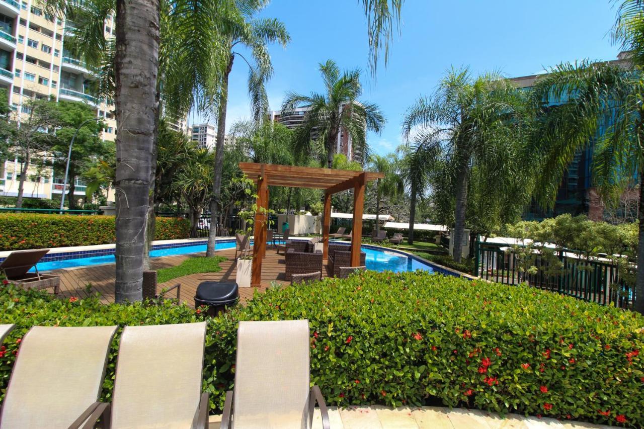 Barra Da Tijuca - 9 - Flat Premium Com Cozinha, Fogao Cooktop, Geladeira Grande, Smart Tv Grande, Lindo E Muitissimo Confortavel, Balsa Para A Praia Gratis E Estacionamento Gratuito Rio de Janeiro Extérieur photo