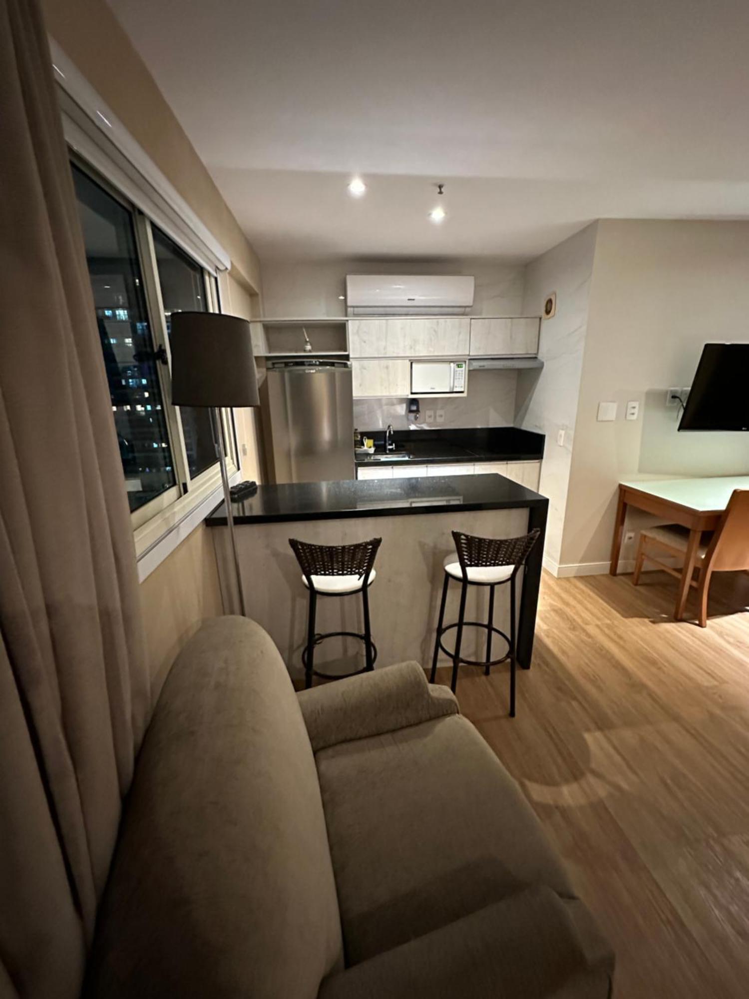Barra Da Tijuca - 9 - Flat Premium Com Cozinha, Fogao Cooktop, Geladeira Grande, Smart Tv Grande, Lindo E Muitissimo Confortavel, Balsa Para A Praia Gratis E Estacionamento Gratuito Rio de Janeiro Extérieur photo