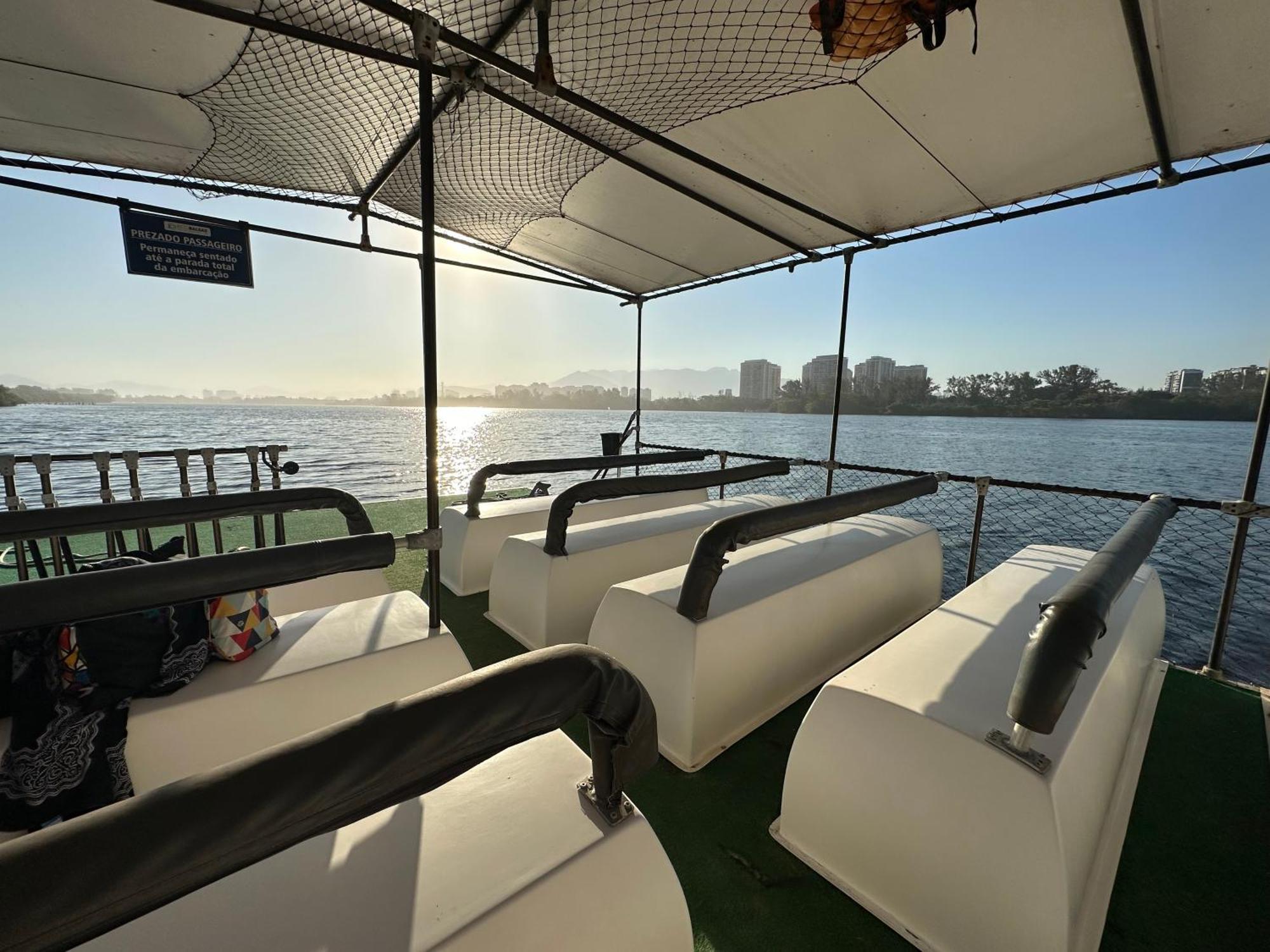 Barra Da Tijuca - 9 - Flat Premium Com Cozinha, Fogao Cooktop, Geladeira Grande, Smart Tv Grande, Lindo E Muitissimo Confortavel, Balsa Para A Praia Gratis E Estacionamento Gratuito Rio de Janeiro Extérieur photo